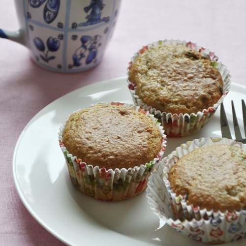 blueberry-and-berry-jam-muffins-1