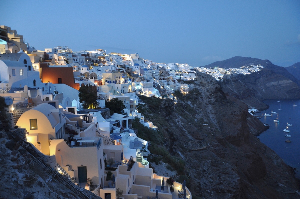 Dreamland of White Houses in Oia, Santorini