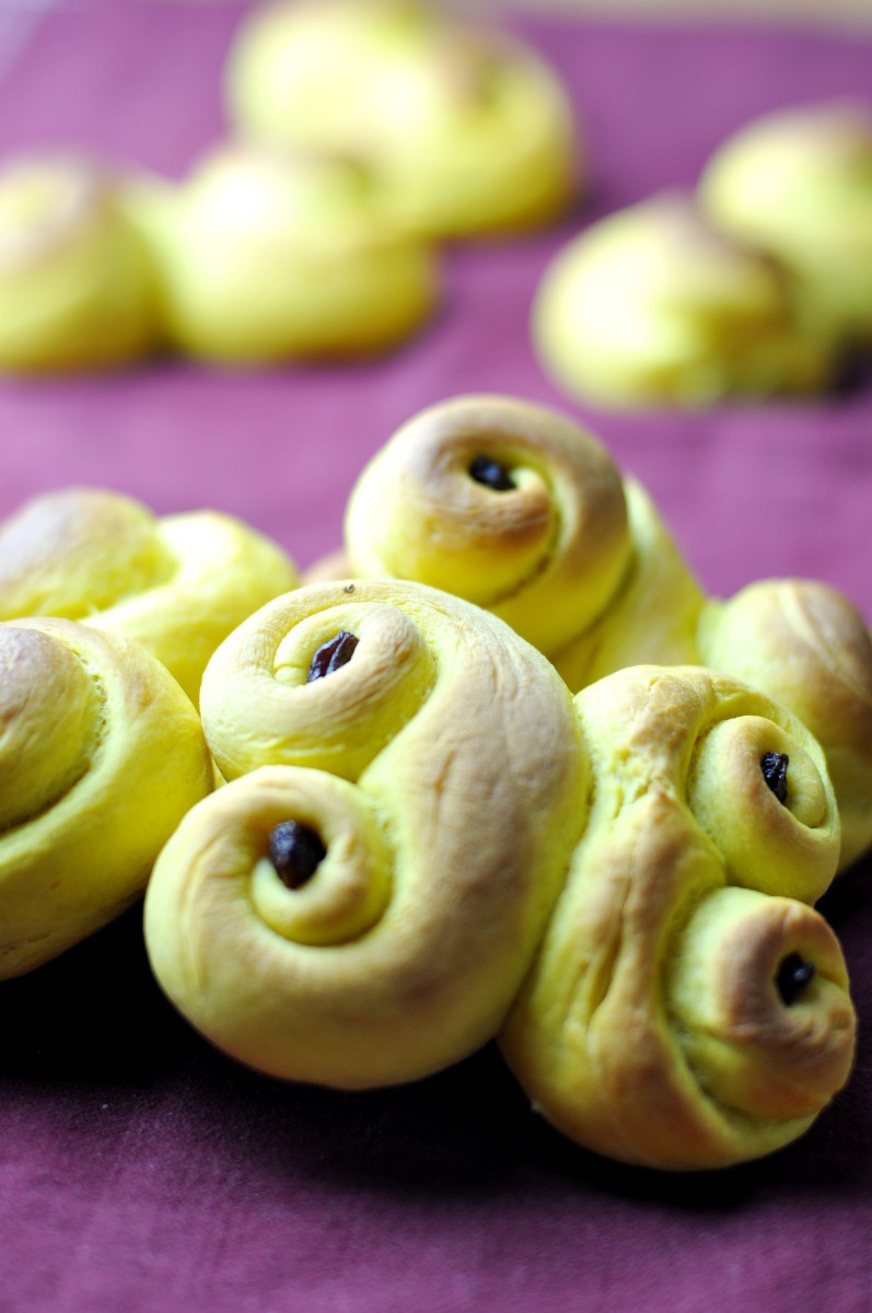 Lussekatt Swedish Saffron Rolls