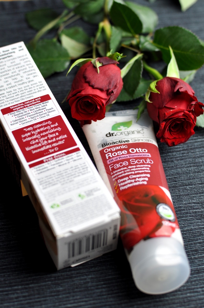 Dr.Organic Rose Otto Face Scrub