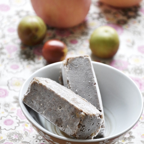 cinnamon-apple-almond-energy-bar-1