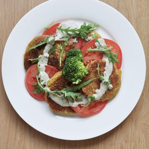 falafel-with-tahini-mint-sauce-1