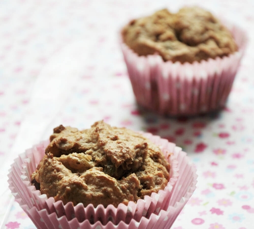 rye-muffin-with-longans-and-raisins-1