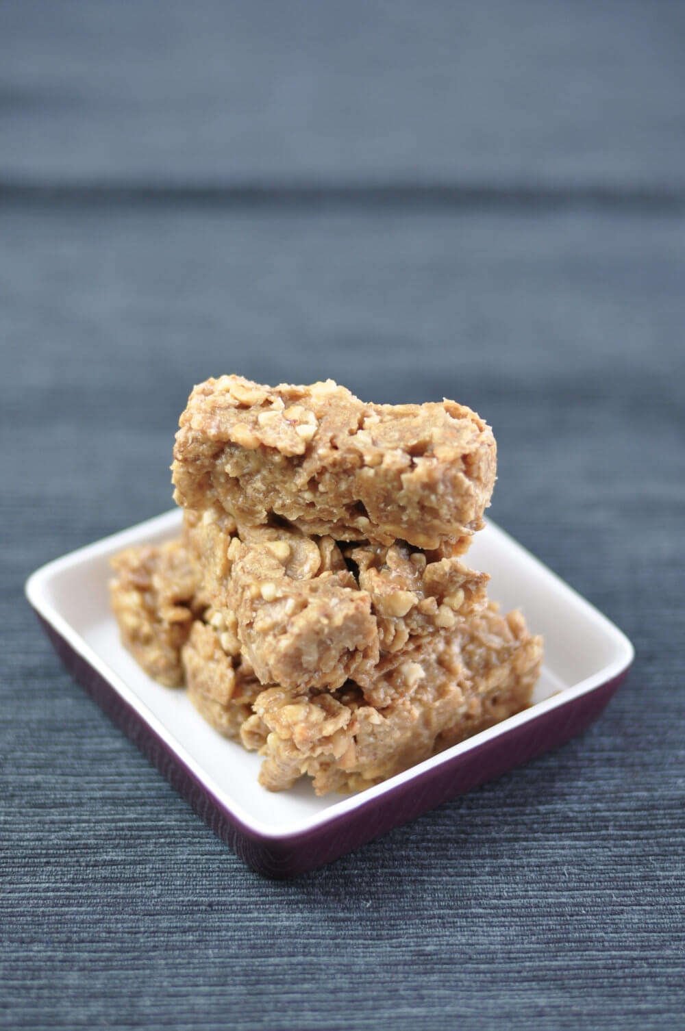No Bake Peanut Butter and Coconut Cereal Bar