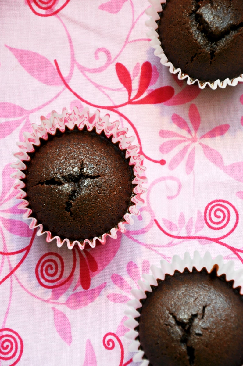 Gluten Free Vegan Chocolate Cupcakes