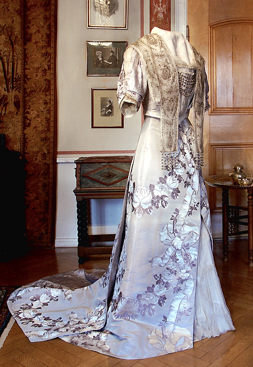 Selma Lagerlöfs Nobel Prize Dress in 1909